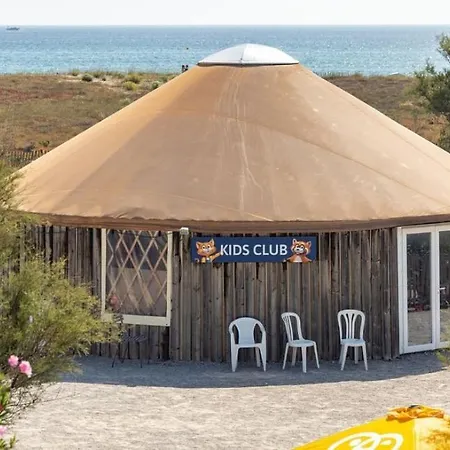 Appartement Mobile At Les Dunes In Torreilles